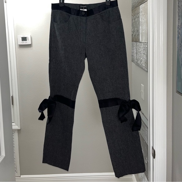 Chanel Gray Pants With Bow Accents - Size FR 42 - Picture 3 of 16